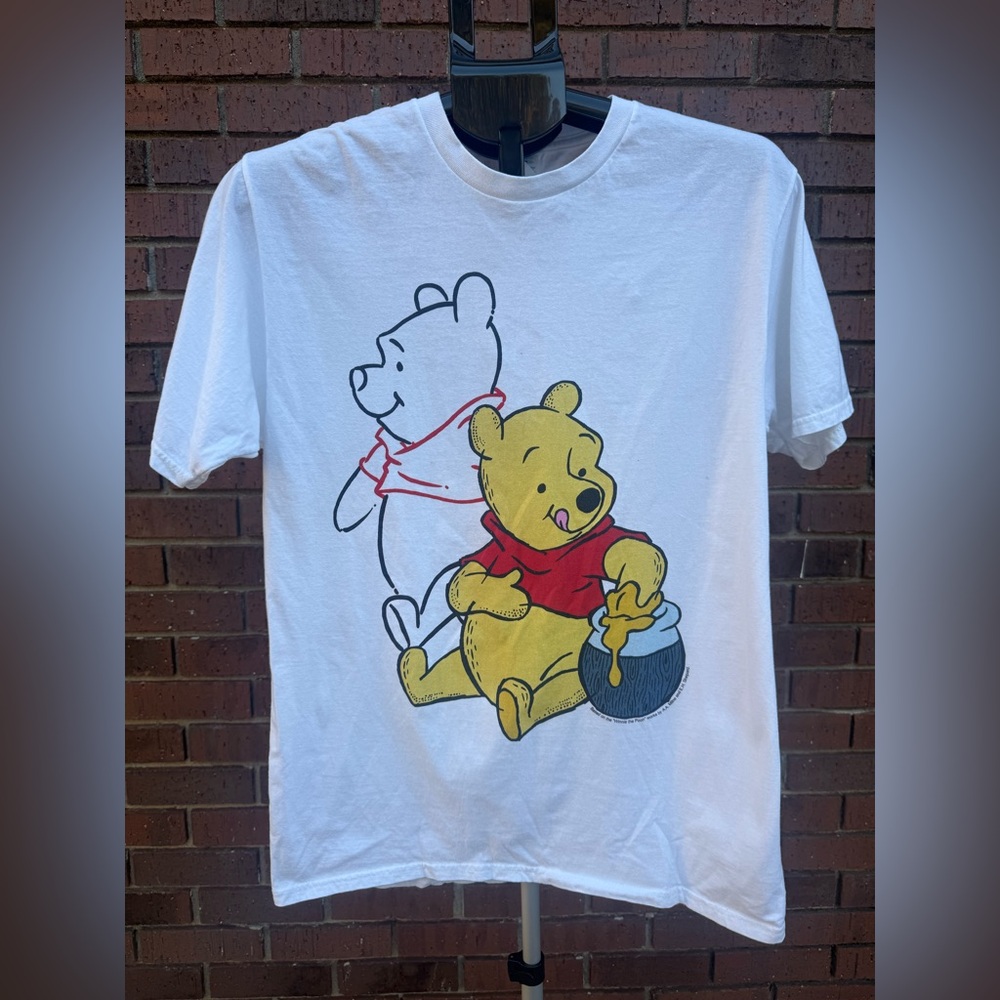 Disney Winnie the Pooh Bear White Short Sleeve T-Shirt Port & Co. Unisex Medium